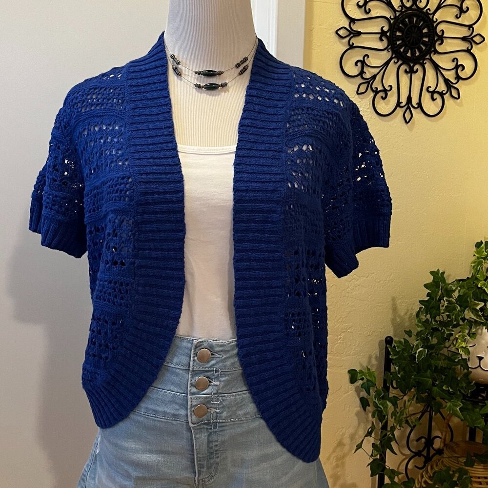SHRUG SWEATER Crochet Dutch Blue Med. NWOT
